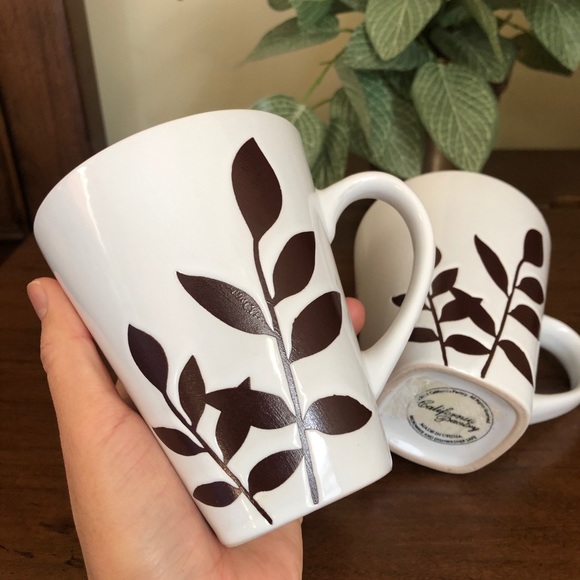 - Anthropologie 2 pc mug set - white with brown leaves - Picture 7 of 9